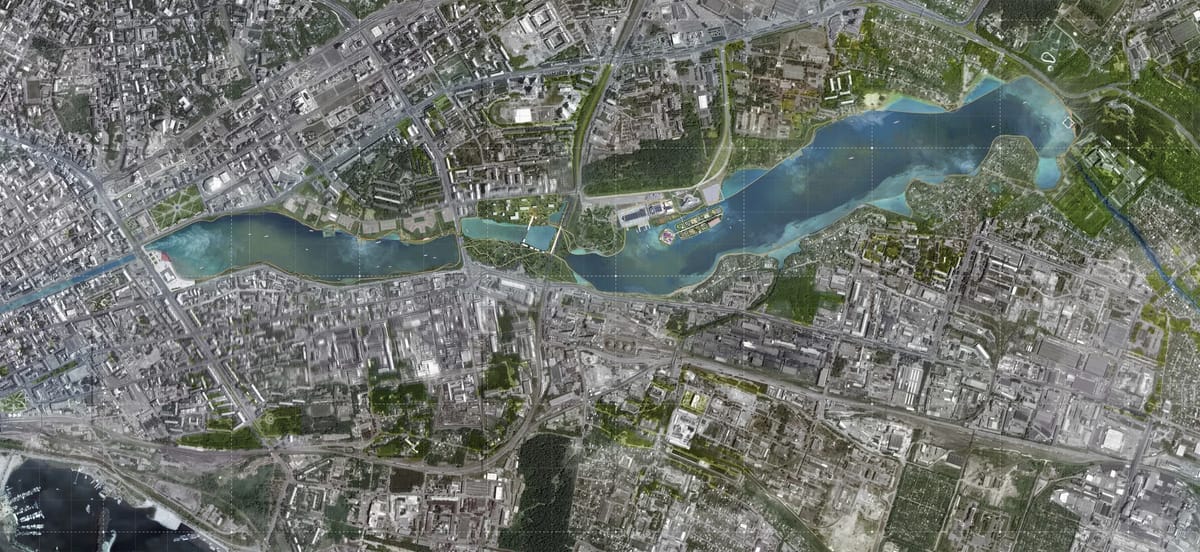 Satellite view of central Kazan with the Kaban Lakes highlighted in blue